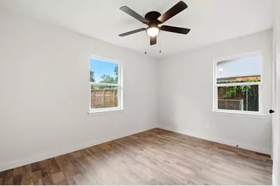 6415 Annunciation Street, Houston, TX 77016 - Photo 21