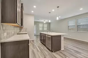 5723 Adamite Wy, Houston, TX 77048 - Photo 5