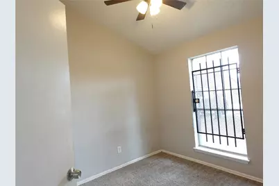 10811 Thorncliff Drive, Humble, TX 77396 - Photo 5