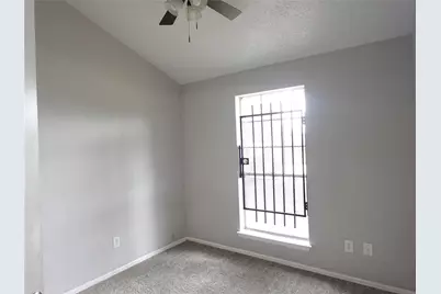 10811 Thorncliff Drive, Humble, TX 77396 - Photo 9