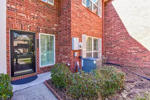 13646 Garden Grove Ct, Houston, TX 77082 - Photo 3