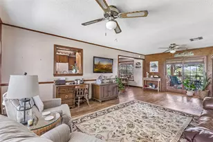 111 S 8th St, Highlands, TX 77562 - Photo 39