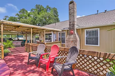 111 S 8th Street, Highlands, TX 77562 - Photo 15
