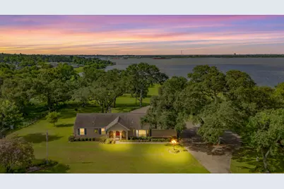 111 S 8th Street, Highlands, TX 77562 - Photo 49
