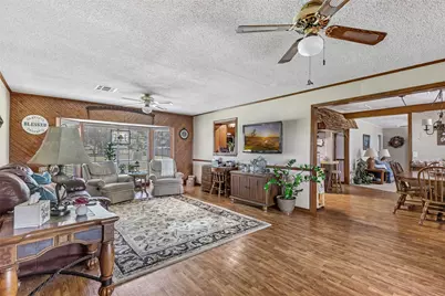 111 S 8th Street, Highlands, TX 77562 - Photo 39