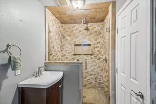 511 Avenue I, South Houston, TX 77587 - Photo 21
