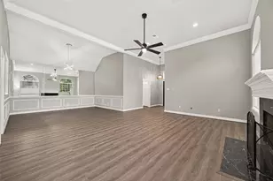 14303 Reissen Ln, Houston, TX 77069 - Photo 7