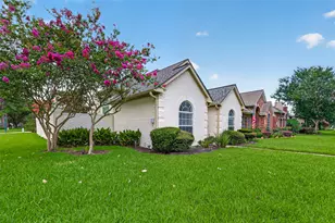 14303 Reissen Ln, Houston, TX 77069 - Photo 47