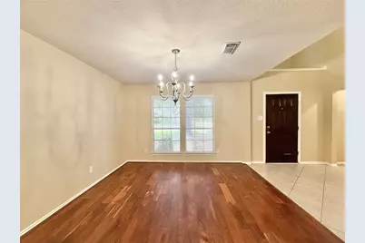 1810 Katlyn Lane, Spring, TX 77386 - Photo 5