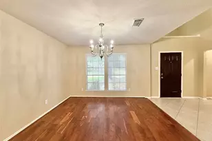 1810 Katlyn Ln, Spring, TX 77386 - Photo 5