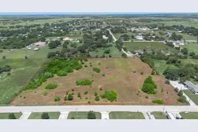 5815 Wild Flower Road, Sealy, TX 77474 - Photo 5