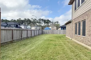 9903 Wood Wind Ct, Baytown, TX 77521 - Photo 25