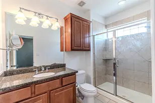 1828 Woodbend Village Ct, Houston, TX 77055 - Photo 33