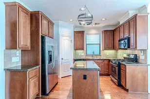 1828 Woodbend Village Ct, Houston, TX 77055 - Photo 17