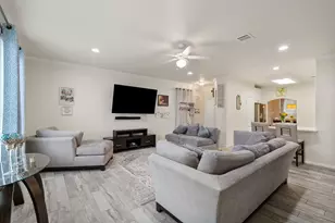 14815 Isle of Pines Ct, Houston, TX 77049 - Photo 5