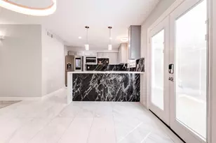 11643 Village Pl Dr, Houston, TX 77077 - Photo 9