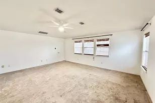 17002 Irish Oaks Ct, Houston, TX 77083 - Photo 15