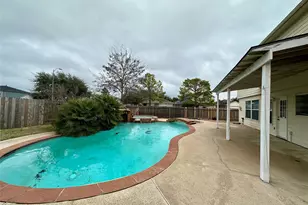 17002 Irish Oaks Ct, Houston, TX 77083 - Photo 25