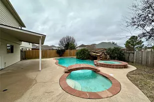 17002 Irish Oaks Ct, Houston, TX 77083 - Photo 21