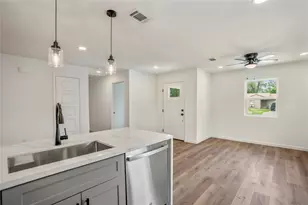 3923 Alsace St, Houston, TX 77021 - Photo 9