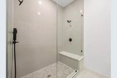 2121 Hoskins Drive #C, Houston, TX 77080 - Photo 29