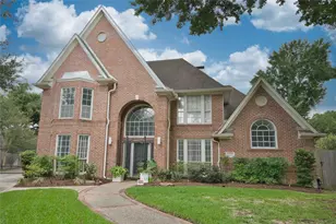 615 Timber Cir, Houston, TX 77079 - Photo 1