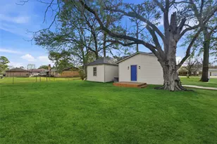 7407 Banyan St, Houston, TX 77028 - Photo 23