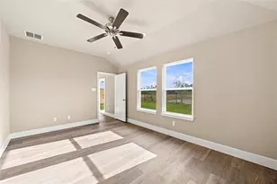 10435 Sugar Mill Dr, Conroe, TX 77306 - Photo 13