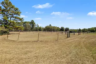 26 Spring Creek Cir, Huntsville, TX 77320 - Photo 31