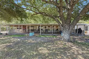 26 Spring Creek Cir, Huntsville, TX 77320 - Photo 21