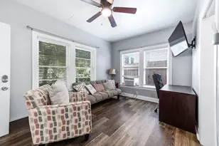 4404 Ave N 1/2, Galveston, TX 77550 - Photo 15
