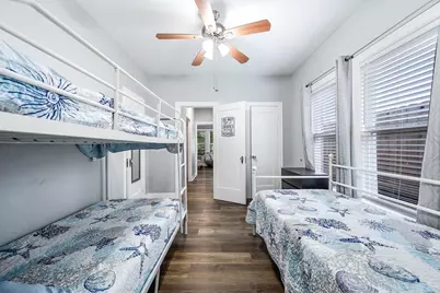 4404 Avenue N 1/2, Galveston, TX 77550 - Photo 21