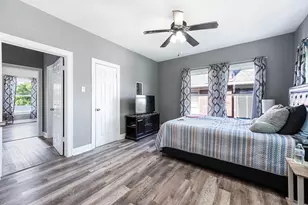 4404 Ave N 1/2, Galveston, TX 77550 - Photo 33