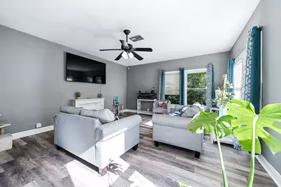 4404 Avenue N 1/2, Galveston, TX 77550 - Photo 25
