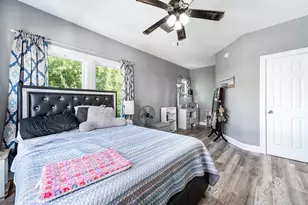 4404 Ave N 1/2, Galveston, TX 77550 - Photo 33