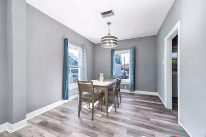 4404 Avenue N 1/2, Galveston, TX 77550 - Photo 29