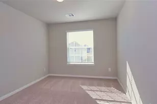2225 Angie Kaye Dr, Conroe, TX 77301 - Photo 11