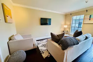 3402 Garrott St, Houston, TX 77006 - Photo 11