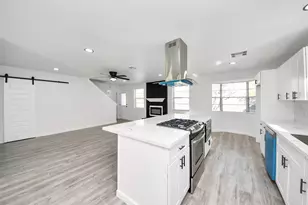 7318 Castleview Ln, Missouri City, TX 77489 - Photo 9