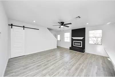 7318 Castleview Lane, Missouri City, TX 77489 - Photo 15