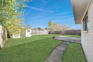 7318 Castleview Ln, Missouri City, TX 77489 - Photo 41