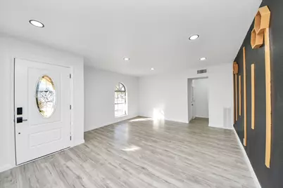 7318 Castleview Lane, Missouri City, TX 77489 - Photo 3