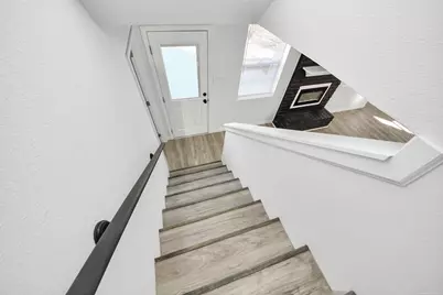 7318 Castleview Lane, Missouri City, TX 77489 - Photo 17