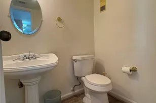 3901 Woodchase Dr, Houston, TX 77042 - Photo 11