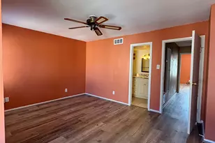 3901 Woodchase Dr, Houston, TX 77042 - Photo 15