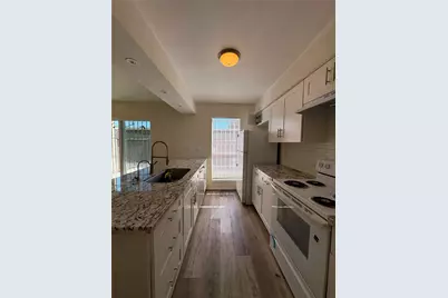 3901 Woodchase Drive #62, Houston, TX 77042 - Photo 5