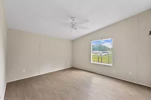 16212 Lone Star Ranch Dr, Conroe, TX 77302 - Photo 15