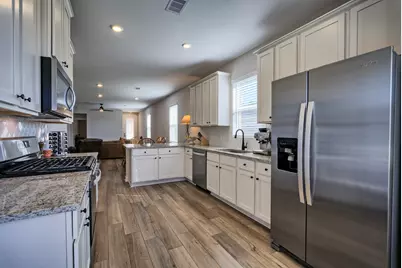 700 Fallen Hemlock Court, Conroe, TX 77304 - Photo 9