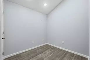 5405 Avenue R, Galveston, TX 77551 - Photo 9