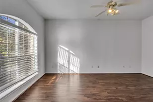 12330 Aspen Ln, Stafford, TX 77477 - Photo 9